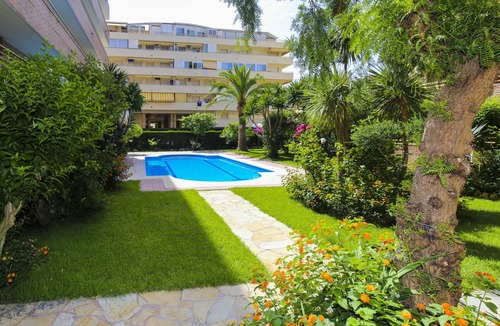 La Pineda Apartment | ALBENIZ Atic