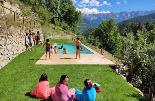Lles Hostel | Alberg Can Ribals