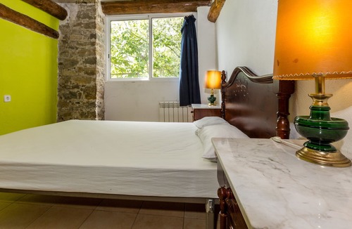 Salas de Pallars Apartment | Alberg La Solana - B23 - Suite Double Room (2 guests)