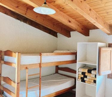 San Lorenzo de Morunys Hostel | Alberg rural torre del baró