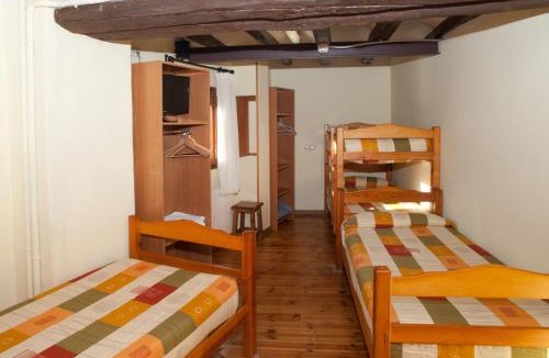 Pujal Hostel | Alberg Rural Ca l'Anton