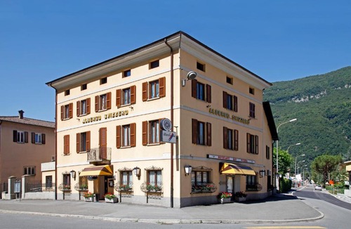 Capolago Hotel | Albergo Ristorante Svizzero
