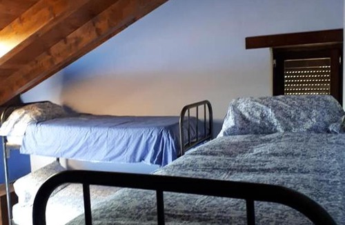 Castiello de Jaca Hostel | Albergue A'Noguera