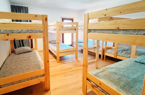 Tordehumos Cottage | Albergue con Capacidad Hasta 42 Personas