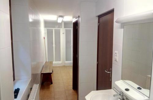 Canfranc-Estacion Hostel | Albergue de Canfranc Estación