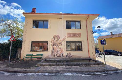 Santovenia de Oca Hostel | Albergue El Camino de Santovenia
