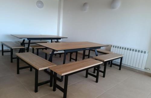 Monforte de Moyuela Hostel | Albergue El Muro