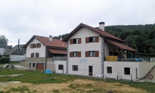 Aurizberri Hostel | Albergue Irugoienea