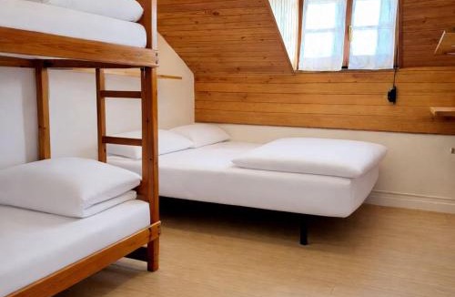 Castejon de Sos Hostel | Albergue Pájaro L