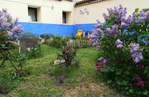 Granja de San Pedro House | Albergue Quinta del Jalón