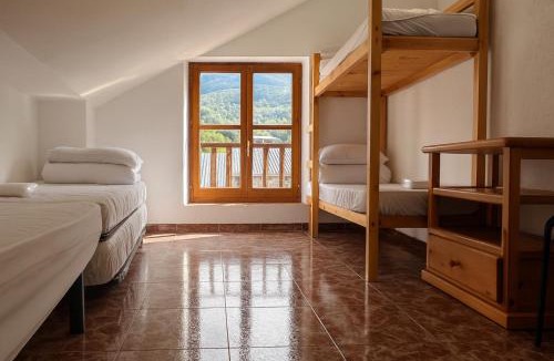 Villanua Hostel | Albergue Tritón - Villanúa
