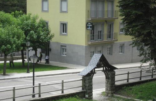 Canfranc-Estacion Hostel | Albergue Turístico Rio Aragon
