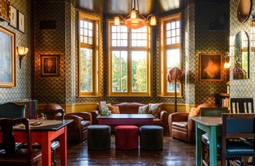 Bedford House | Albero