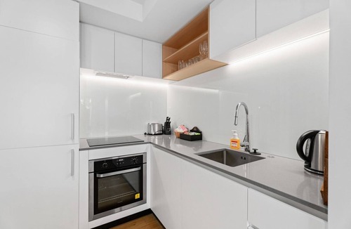 Albert Town Apartment | Albert Abode Summary: