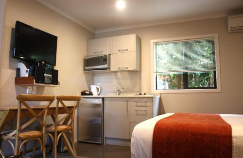 Hamilton East Hotel | Albert Court Motor Lodge