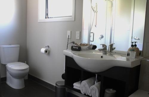 Hamilton East Hotel | Albert Court Motor Lodge