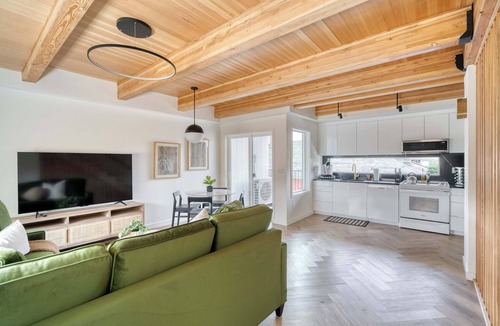 Alberta Arts District House | Alberta Arts Gem - 4BR Townhome - Walkable - AC