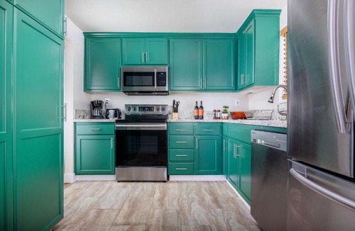 Woodlawn House | Alberta Villa