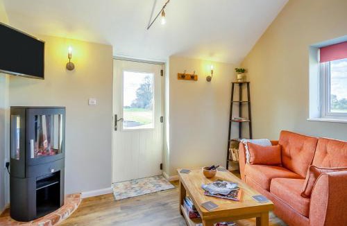 Diss House | Alberts Dairy