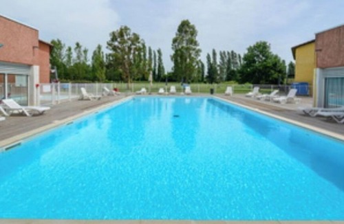 Aiguelèze Apartment | Albi Le Domaine du Green 2p4 H