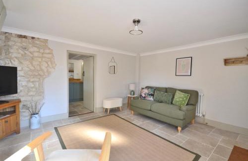 Grimston House | Albie Cottage