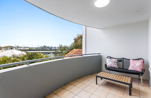 Albion Apartment | Albion Convenient Hideaway with Parking & Balcony