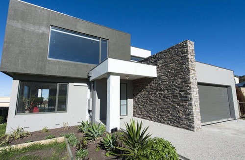 Apollo Bay House | Albion - Stylish & Stunning