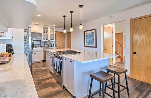 Jonas House | Albrightsville Home: Deck + Panoramic Valley View!