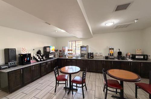 Westside Hotel | Albuquerque Hotel West by IHG