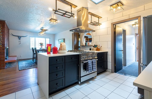 Nob Hill House | Albuquerque Oasis in Nob Hill w/Private Back Yard Golf, Theater, & Game Room