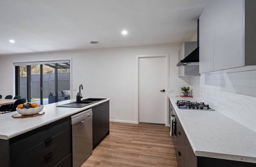 Thurgoona House | Albury Funk Summary: