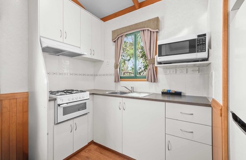 Lavington Other | Albury Holiday Park