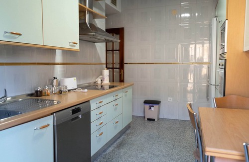 Huerta del Rey Vallellano Apartment | Alcázar Historic Quarter I