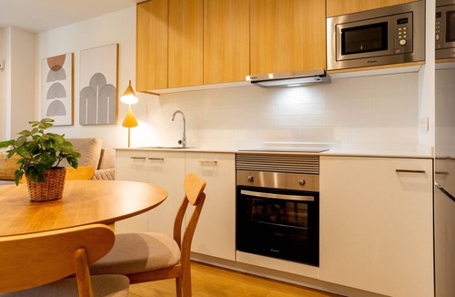 Ciudad Lineal Apartment | Alcala VIII apartament in Madrid