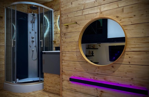 Ham Bed & Breakfast | ALCOVA COSY guaranteed relaxation!
