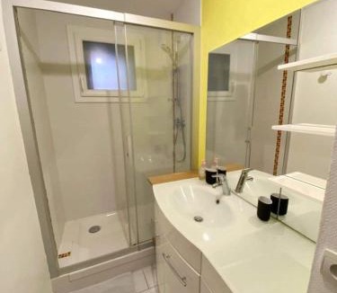 Chateau Apartment | Alcove, 4 Chambres - Proche tram - Centre Nantes