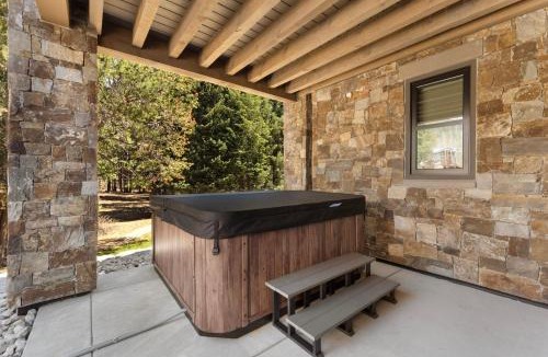 River Run Villa | Alcove 75