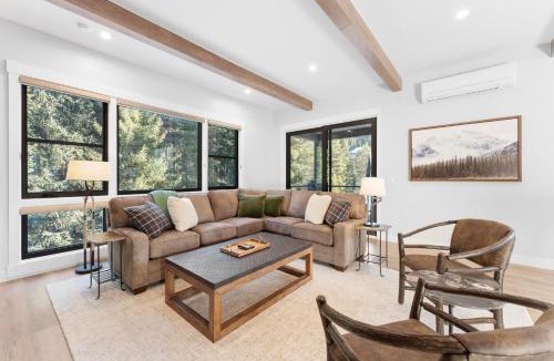 River Run Villa | Alcove 77