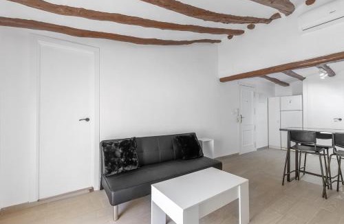 Alcoy Apartment | Alcoy Old Town - Reformed Penthouse with AC and wifi