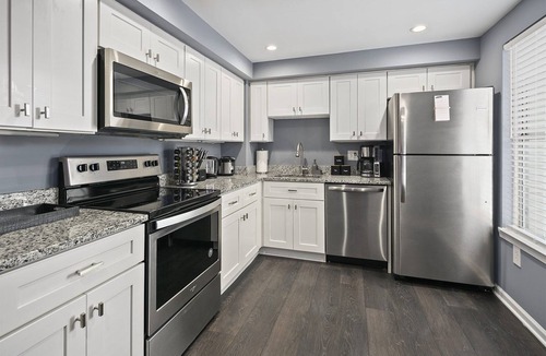 Countryside House | AldenDelight: Work Friendly & 40 Mins to DC