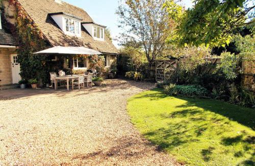 Bourton-on-the-Water House | Alderley House