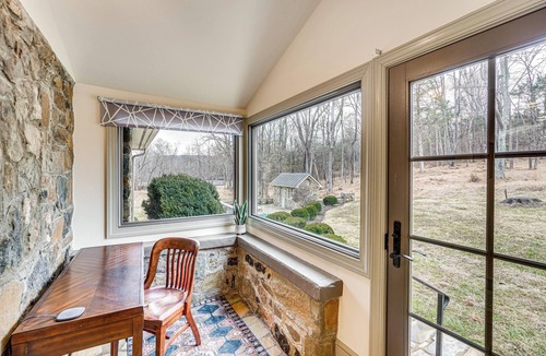 Aldie House | Aldie Home w/Private Pool: Near Wineries!