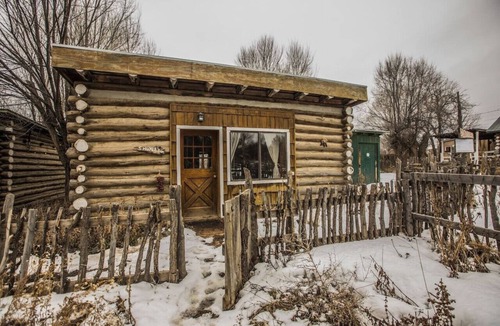 San Cristobal Cabin | ALDOUS HUXLEY CABIN