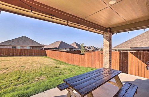 Parker County House | Aledo Home: Covered Patio & Yard, Near Fort Worth!