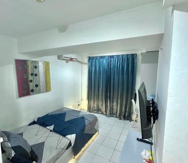 Cipaganti Apartment | Alegria Room