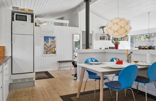 Hou House | "Aleia" - 1.6km from the sea by Interhome