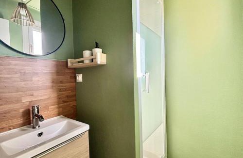 Conde-sur-Sarthe Apartment | Alençon appartement avec terrasse et parking