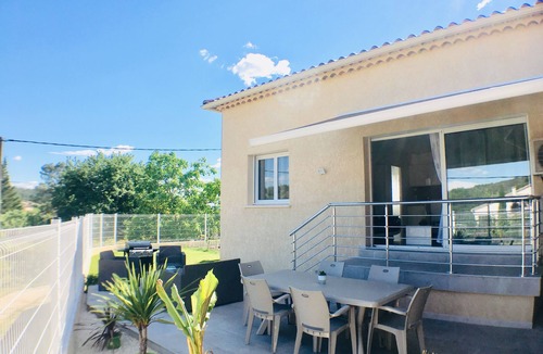 Saint-Julien-les-Rosiers Villa | ALES CEVENNES VILLA COMFORT AND TRANQUILY