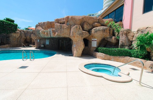 Mid Beach Condo | Alexander 1211 with Beach Access, 2 pools, sauna
