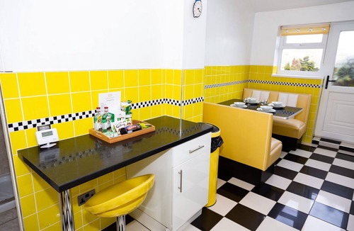 Blyth Apartment | Alexander Apartments Blyth